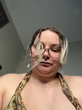 kitten0760 online show from 06/07/26, 03:50