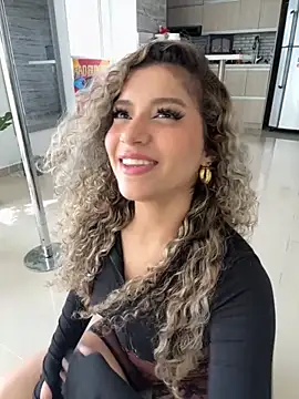 Melina-Smith online show from 11/14/25, 06:33