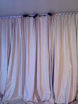 Snapshot of Melina-Smith chatting on 06/21/26, 10:04 Melina-Smith online show from 06/21/26, 10:04