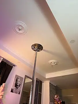 Melina-Smith online show from 12/13/25, 08:04