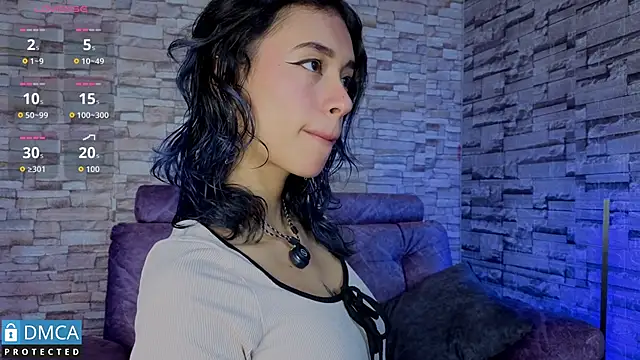 BellaOdisea online show from 11/19/25, 10:43