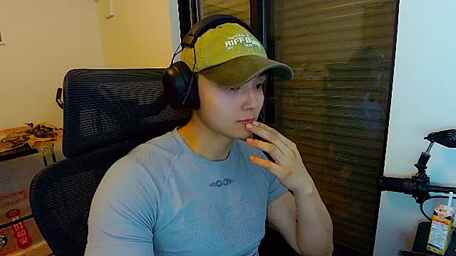 Tkcqcc online show from 06/04/26, 03:17