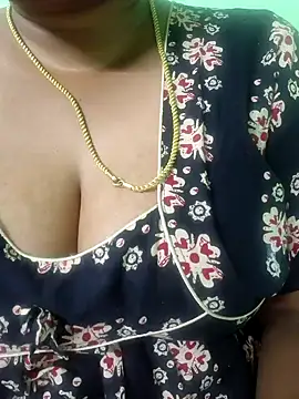 Snapshot of tamil_monasexy chatting on 02/12/25, 09:11 tamil monasexy online show from 02/12/25, 09:11