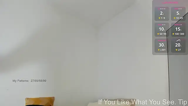 CirceJuno1 online show from 12/14/25, 10:48