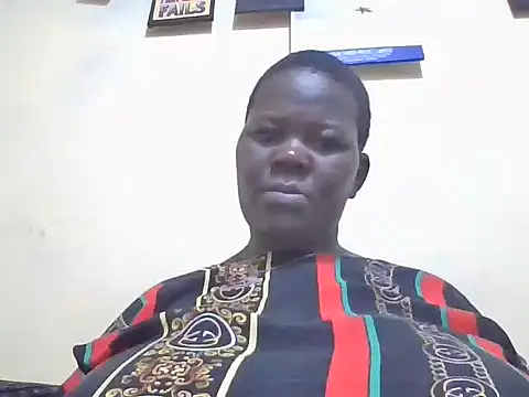 pritty-leila online show from 04/13/26, 08:24