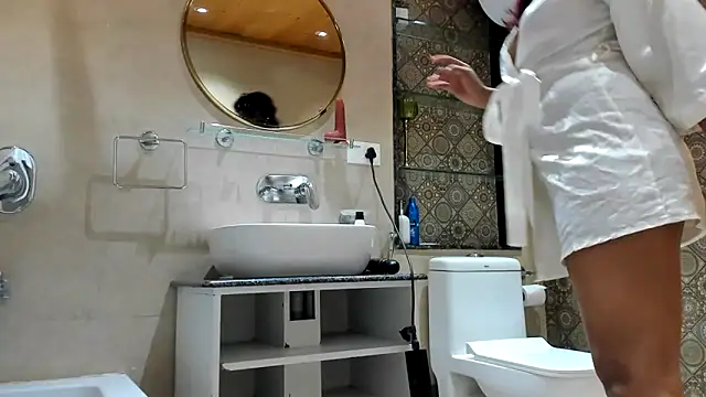 Bad Girl Kayra69 online show from 04/11/26, 05:49