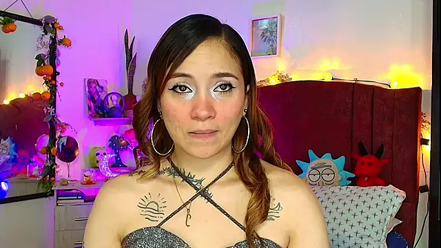alisson zafiro  online show from 04/27/26, 12:08