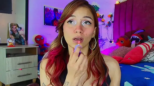 alisson zafiro  online show from 11/16/25, 03:22