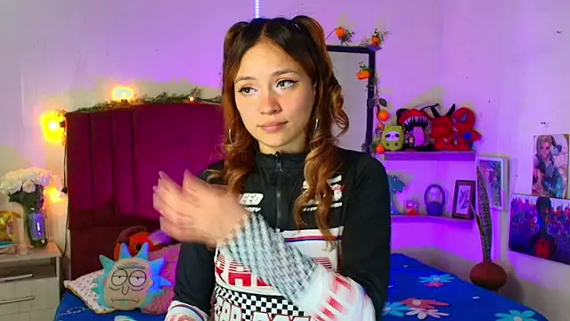 alisson zafiro  online show from 02/12/26, 03:17