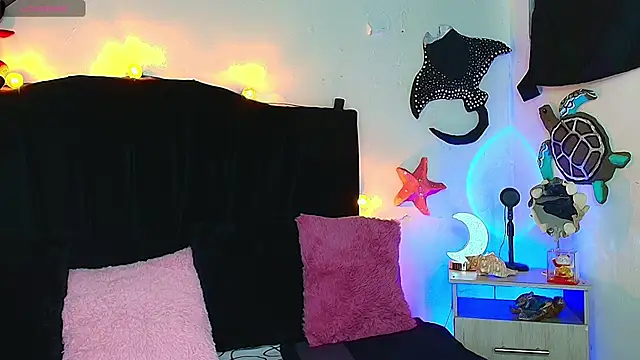 Snapshot of alisson_zafiro_ chatting on 07/09/26, 09:10 alisson zafiro online show from 07/09/26, 09:10