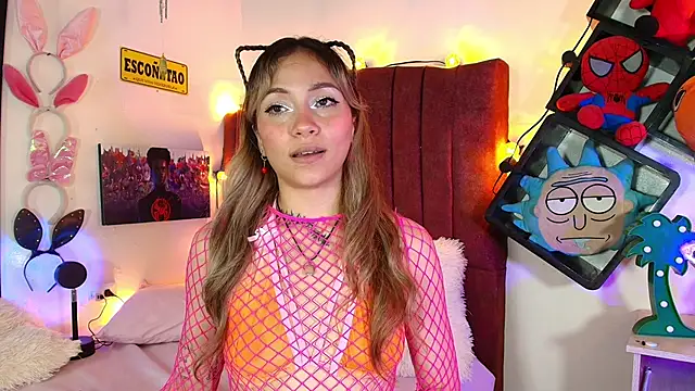 alisson zafiro  online show from 03/21/25, 06:16