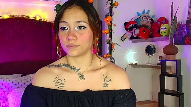 alisson zafiro  online show from 05/04/26, 12:14
