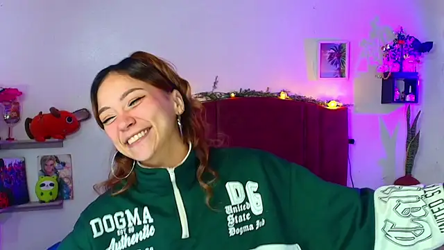 alisson zafiro  online show from 02/24/26, 03:18