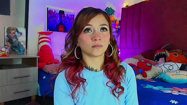 alisson zafiro  online show from 11/17/25, 03:10