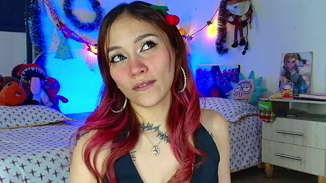 alisson zafiro  online show from 12/19/25, 03:21