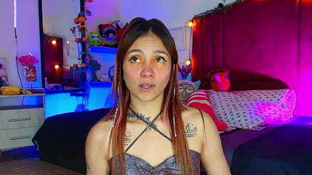 alisson zafiro  online show from 01/13/26, 03:32