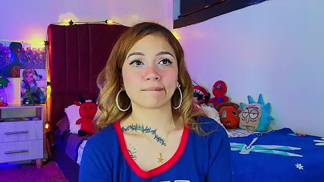 alisson zafiro  online show from 10/13/25, 03:08