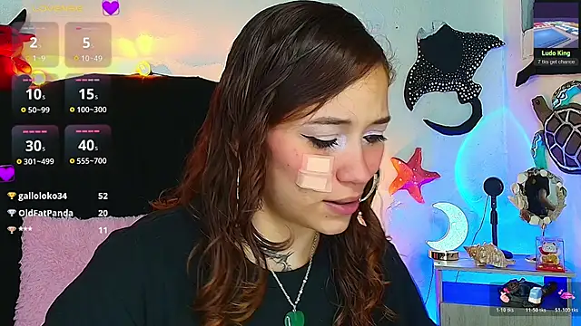 Snapshot of alisson_zafiro_ chatting on 07/15/26, 09:38 alisson zafiro online show from 07/15/26, 09:38