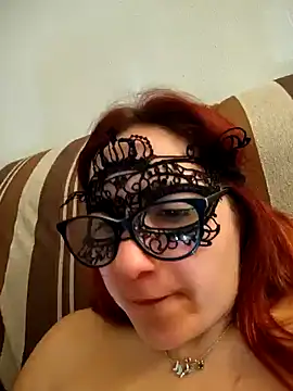 Snapshot of xxcatwomanxx chatting on 02/06/25, 08:34 xxcatwomanxx online show from 02/06/25, 08:34