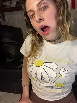 Snapshot of FlorBich chatting on 08/07/26, 01:44 FlorBich online show from 08/07/26, 01:44