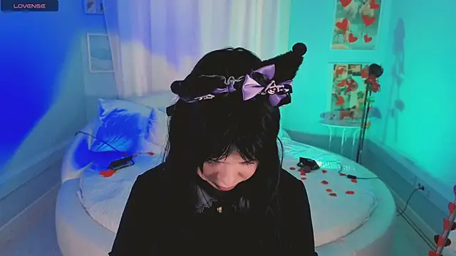 Lil Amelie online show from 02/18/26, 09:06