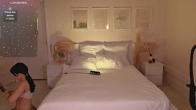 Lil Amelie online show from 02/08/26, 08:23