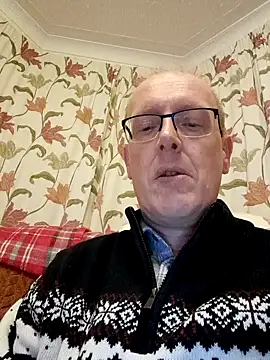 Snapshot of fastfun2012 chatting on 12/27/24, 12:39 fastfun2012 online show from 12/27/24, 12:39