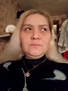 Minna Jeannie online show from 10/31/25, 01:57