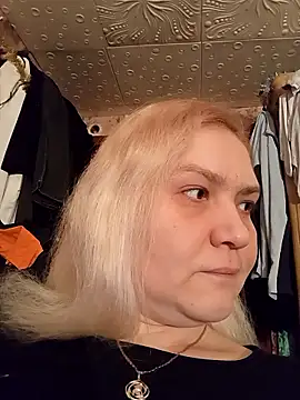 Minna Jeannie online show from 01/13/26, 01:42