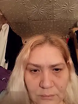 Minna Jeannie online show from 12/18/25, 02:05