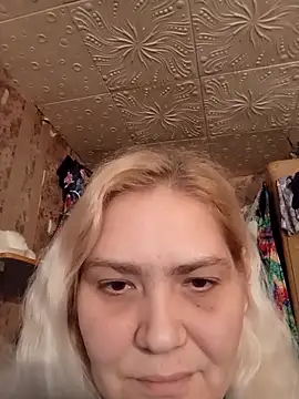 Minna Jeannie online show from 10/20/25, 03:19