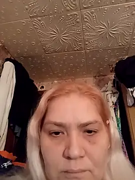 Minna Jeannie online show from 11/14/25, 02:48