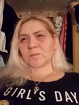 Minna Jeannie online show from 12/15/25, 02:06