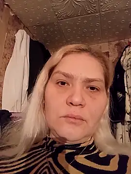 Minna Jeannie online show from 12/23/25, 02:11