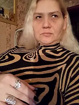 Minna Jeannie online show from 10/23/25, 02:10