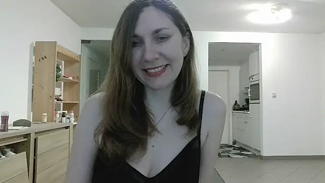 JasmineGlamour online show from 05/03/26, 07:17
