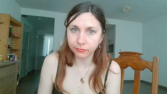 JasmineGlamour online show from 04/30/26, 06:37