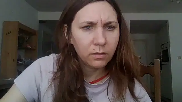 JasmineGlamour online show from 04/05/26, 01:40