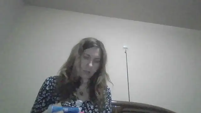 JasmineGlamour online show from 12/22/25, 08:53