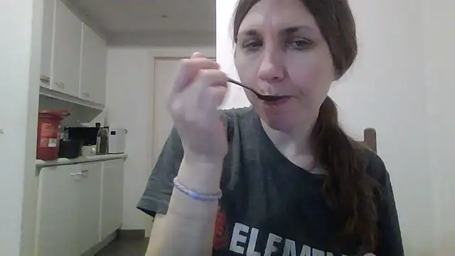 JasmineGlamour online show from 03/11/26, 04:06