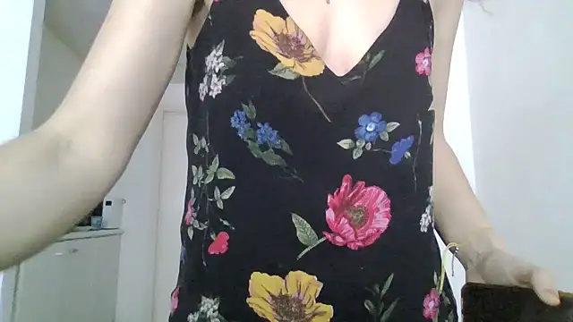 JasmineGlamour online show from 03/03/26, 11:17