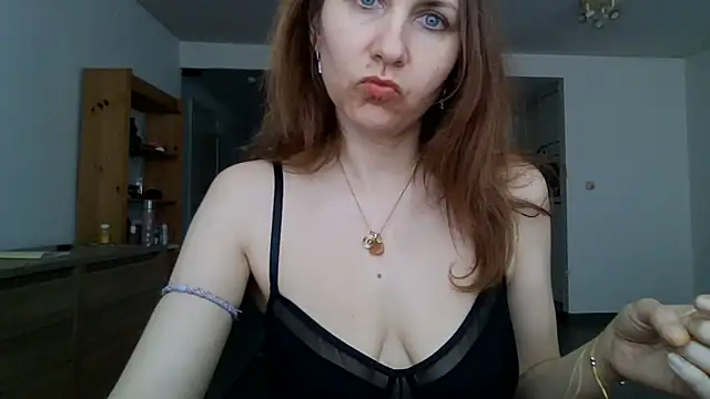 JasmineGlamour online show from 05/11/26, 04:04