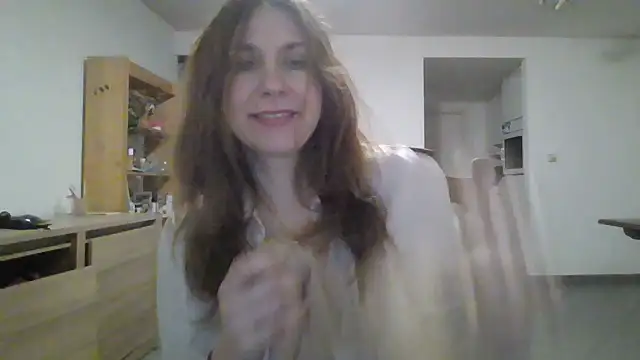 JasmineGlamour online show from 02/15/26, 02:56