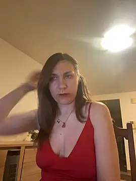 Snapshot of JasmineGlamour chatting on 06/08/26, 01:39 JasmineGlamour online show from 06/08/26, 01:39