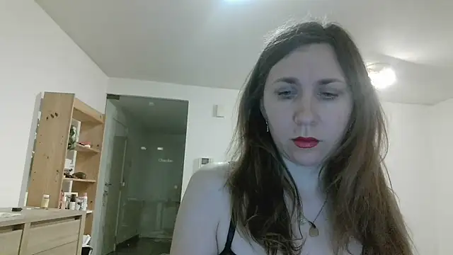 JasmineGlamour online show from 05/13/26, 11:45