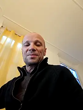 wedge75 online show from 12/04/25, 03:55