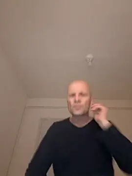 wedge75 online show from 03/10/26, 05:50