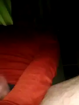 Snapshot of wedge75 chatting on 10/26/25, 10:26 wedge75 online show from 10/26/25, 10:26