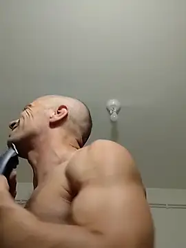 Snapshot of wedge75 chatting on 09/30/25, 05:19 wedge75 online show from 09/30/25, 05:19