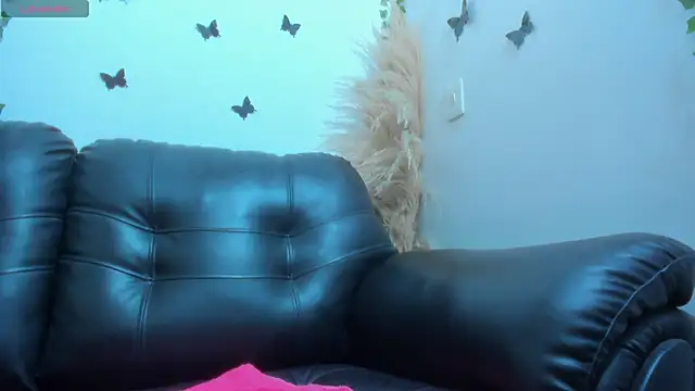 Snapshot of Amani_Bakir chatting on 06/11/26, 12:02 Amani Bakir online show from 06/11/26, 12:02